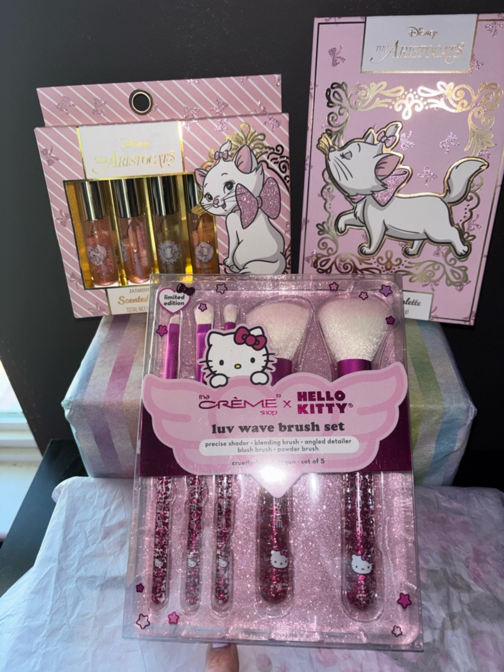 Hello Kitty (Luv Wave Pink Glitter Makeup Brush Set) and ARISTOCATS BUNDLE